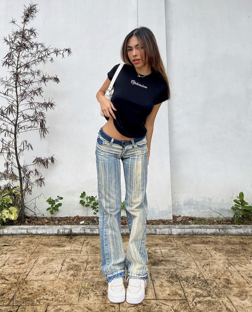 trisha diaz de rivera in low waisted jeans
