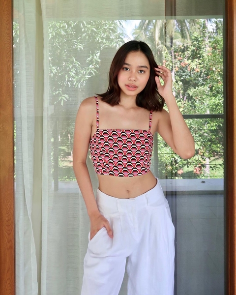LOOK: 10 Crop Top Outfit Ideas from Bella Racelis | Preview.ph