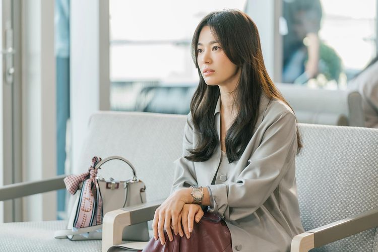 song hye kyo neutral ootds in now we are breaking up