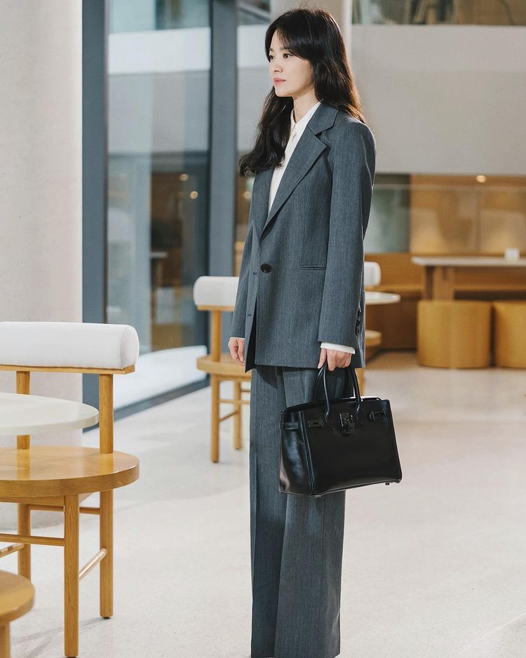 Song Hye Kyo's Hermes So Black Birkin Spotted In "now We Are Breaking Up"