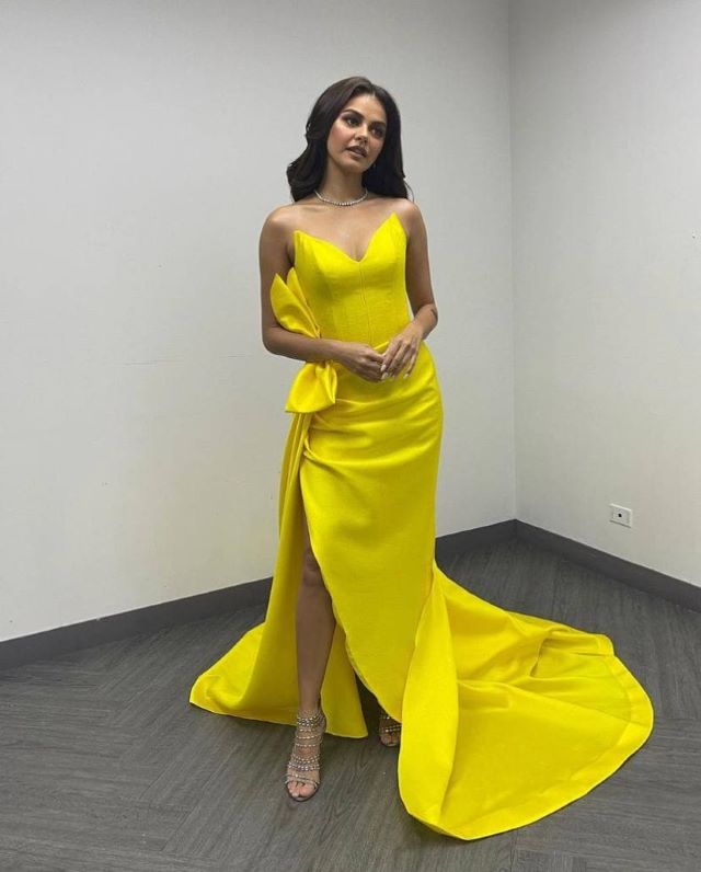 janine gutierrez at the abs-cbn christmas special