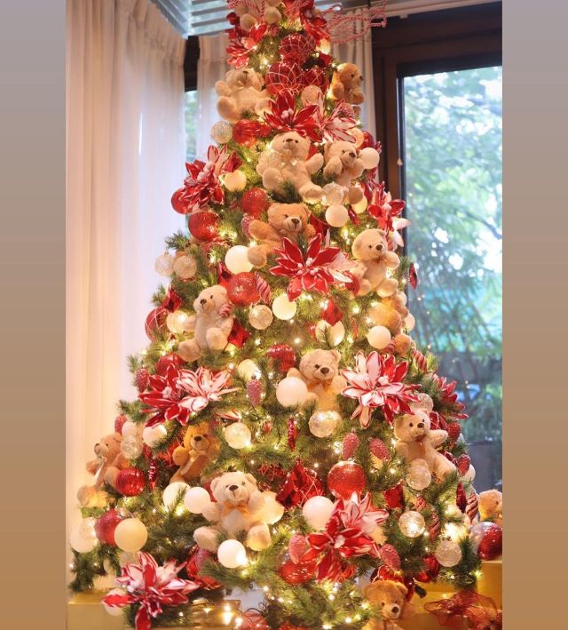 celebrity christmas trees