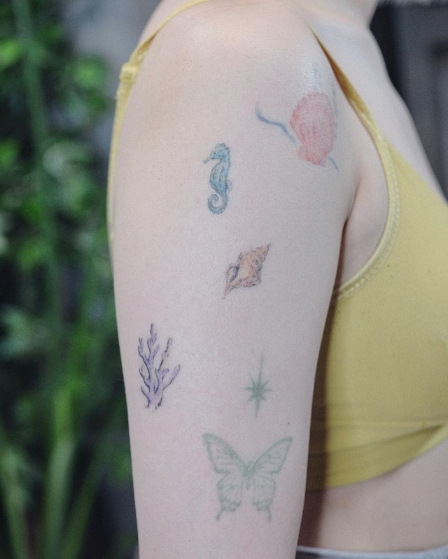 desenhos de tatuagem de manga para mulheres