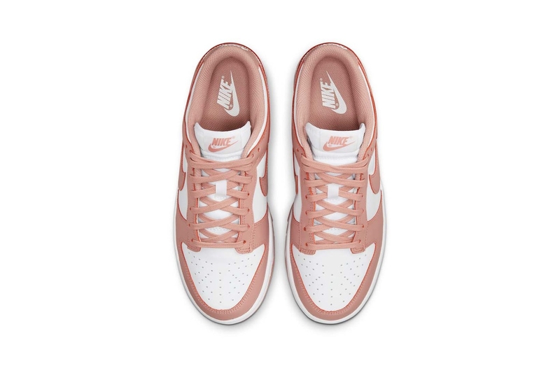 blush nike dunks