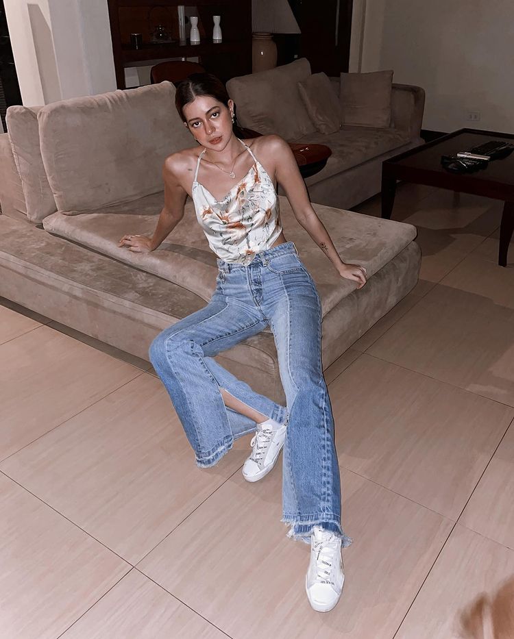 white shoes outfits, as seen on influencers