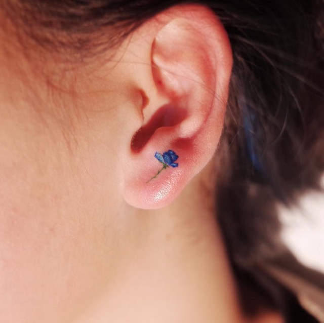 small ear tattoo design ideas