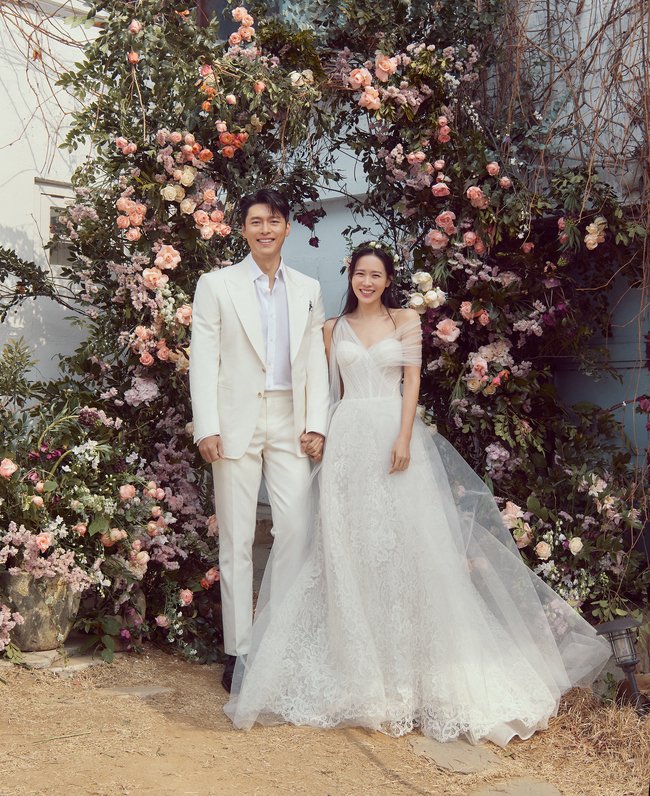 son ye jin exact wedding gowns