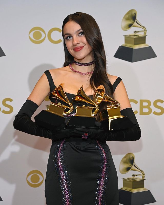 Olivia Rodrigo Wears Y2K Black Dress to 2022 Grammys