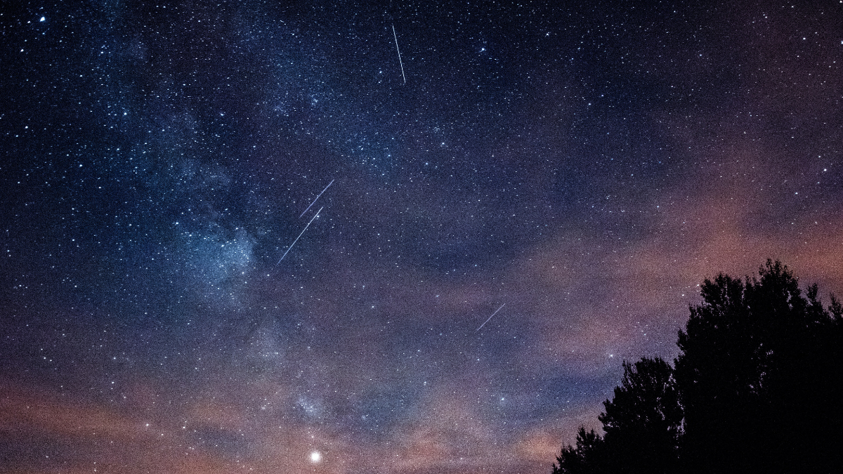 Make A Wish! 2 Meteor Showers Are Happening This Weekend