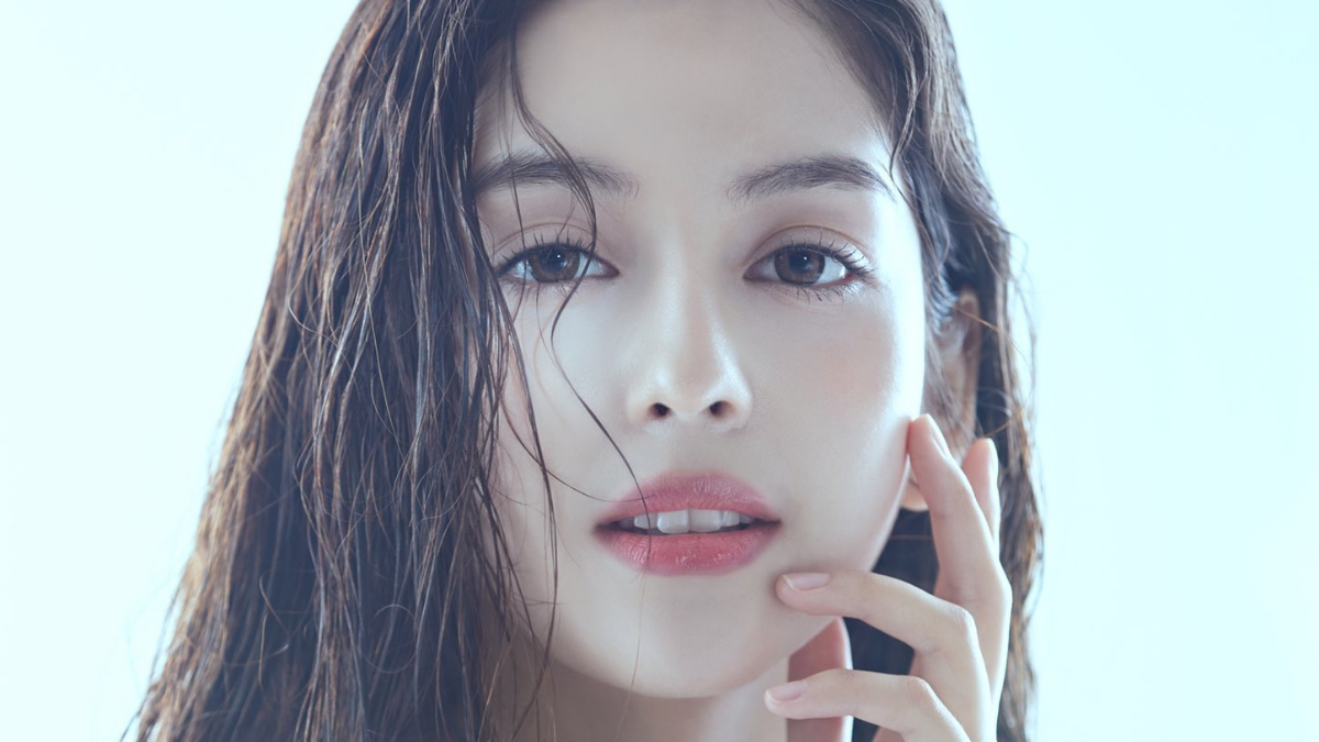Fil-argentinian K-pop Idol Chanty Videla Looks Stunning In Her Official Debut Photo
