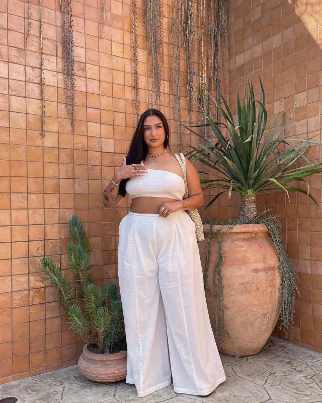 Look: 10 Neutral Outfits For Curvy Girls