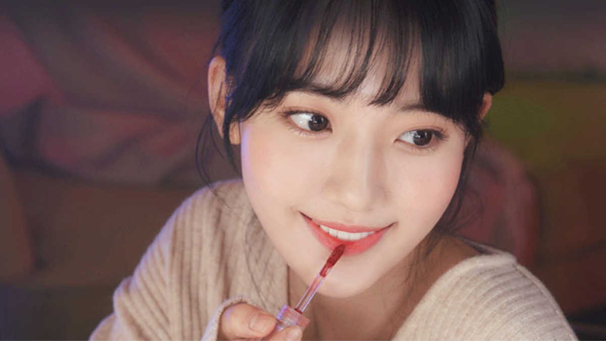 This Is Actually the Proper Way of Applying Lip Tint, According to a Korean Makeup Artist