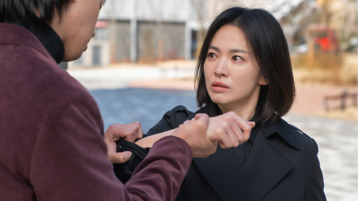 Did You Know? Song Hye Kyo Had An Intense Scene In "the Glory" Where She Got Slapped So Hard