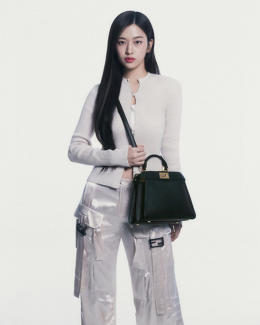 Idol Kpop Brand Ambassador Louis Vuitton Bag