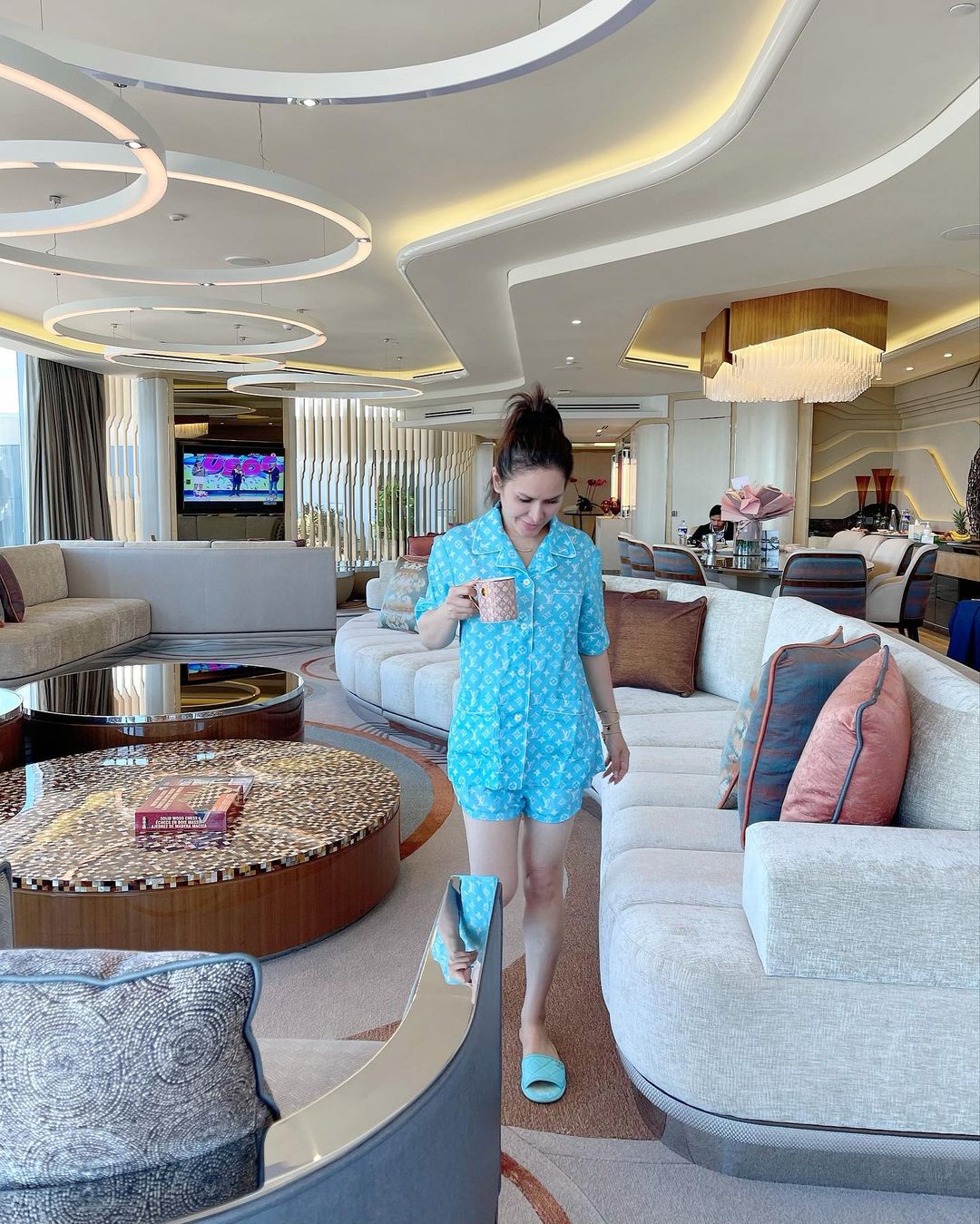 Look: Jinkee Pacquiao's Designer Travel Ootds In Saudi Arabia