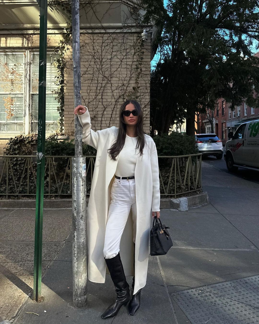 Kelsey Merritt's Instagram OOTDs That Scream "Quiet Luxury" | Preview.ph