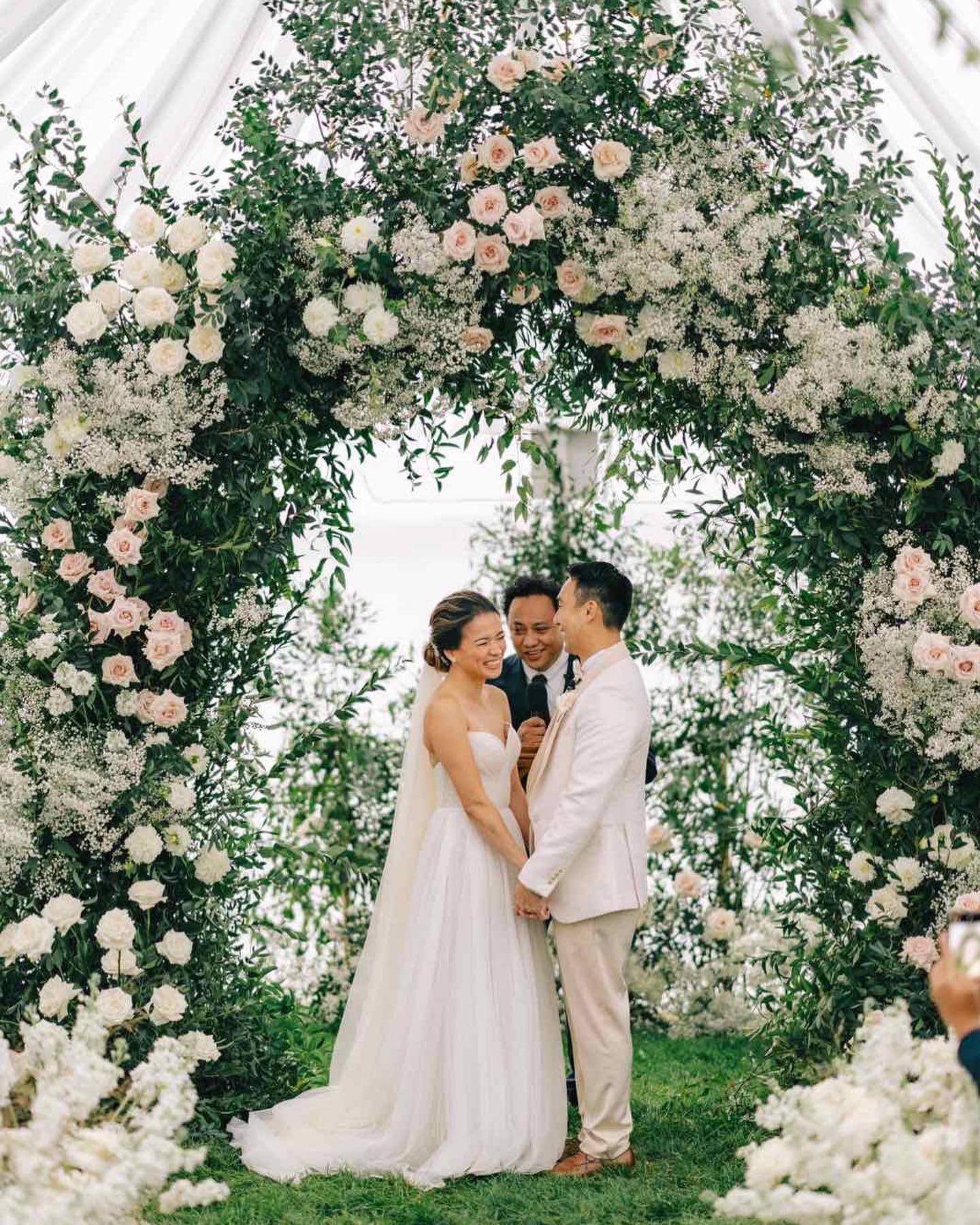 LJ Reyes Is an Elegant Bride in a Strapless Wedding Dress | Preview.ph