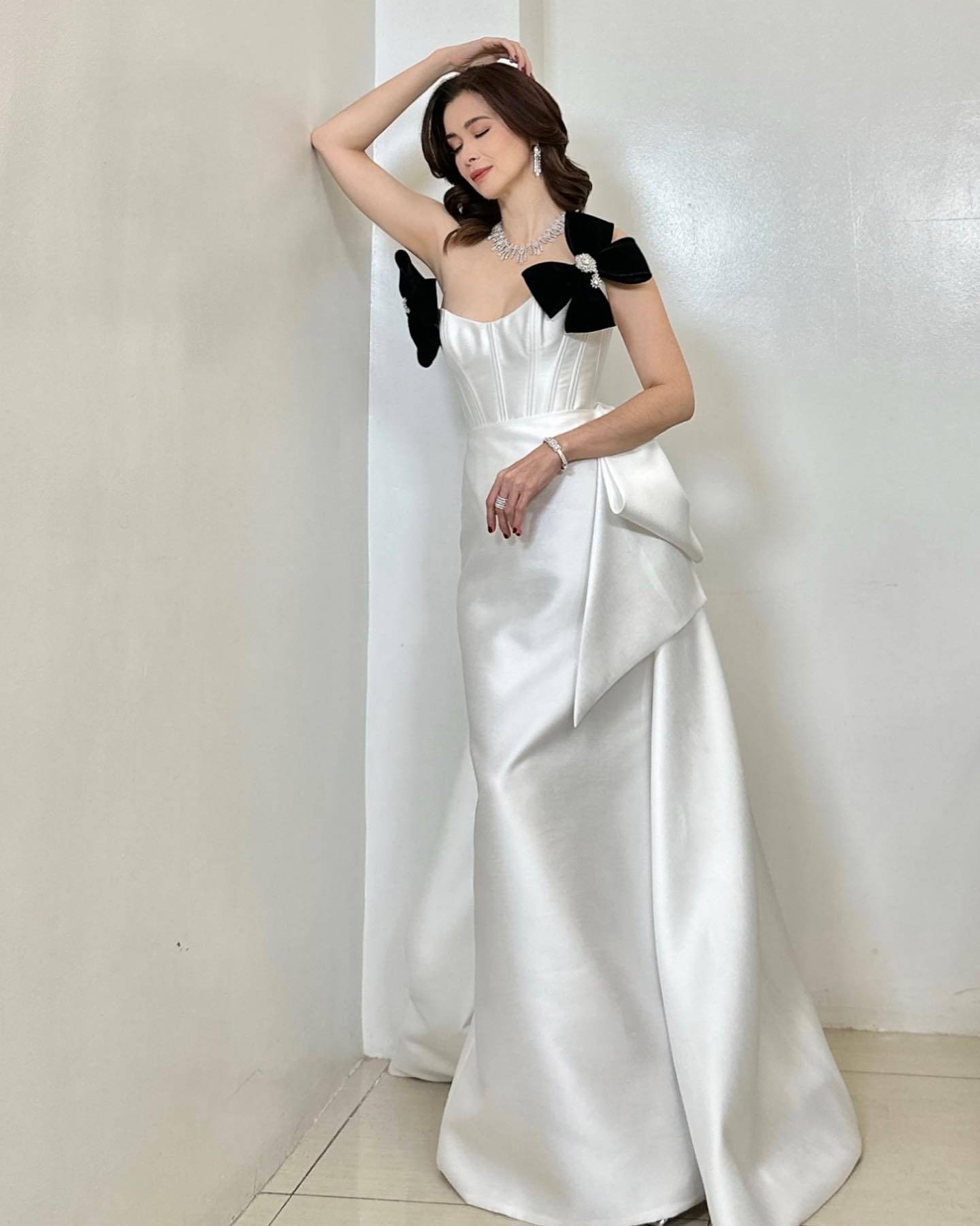 Look Sunshine Cruz s White Gown At Binibining Silka 2023 Preview.ph