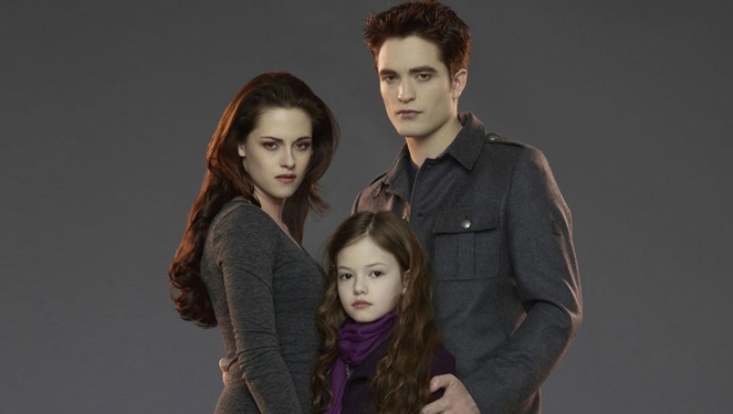 Twilight's Renesmee Cullen Is 14 And Stunning