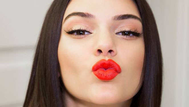 You Can Finally Get The Perfect Shade Of 'kendall Jenner' Red