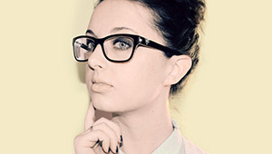 A Shy Girl's Guide To Wearing Eyeglasses