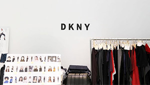 Watch The Dkny Fall 2016 Fashion Show Live