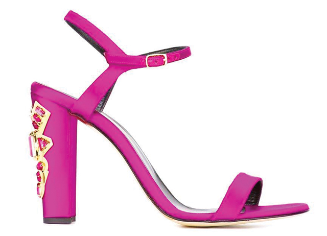 Check out Marian Rivera's P35,000 heels