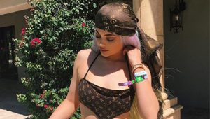 6 Outrageous Beauty Looks We Spotted At Coachella