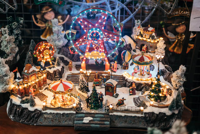 Dapitan: The Best Place To Buy Christmas Décor | RL