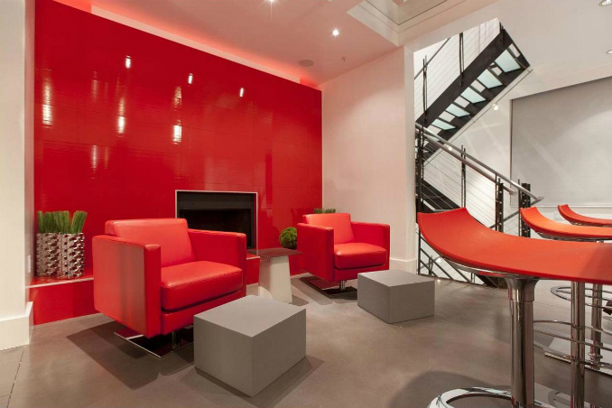 4 Mesmerizing Photos Of Monochrome Interiors