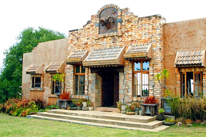 5 Relaxing Rest Houses in the Philippines | RL