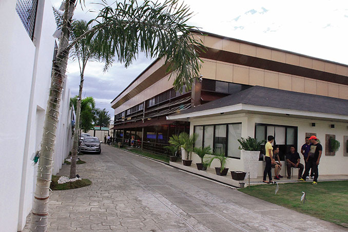 Manny Pacquiao's Modern Contemporary House in General ...