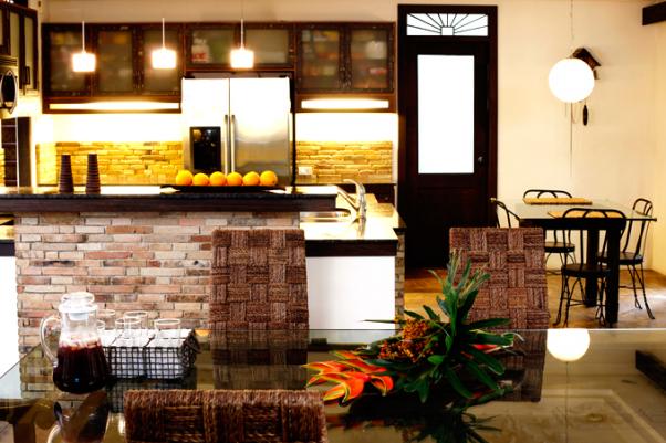 Modern Filipino Style For A Family Home