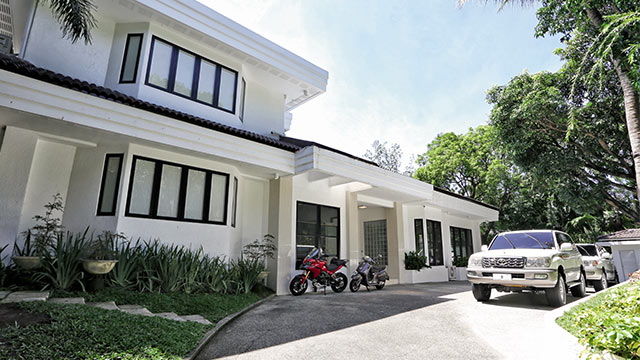 Richard Gomez and Lucy Torres's Two-Storey Modern Home | RL