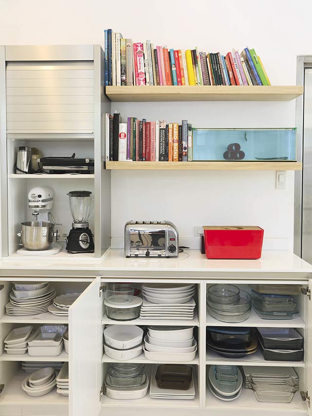 Richard Gomez and Lucy Torres's Two-Storey Modern Home | RL