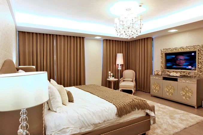Sophisticated style for Bea Alonzo's Quezon City house | RL