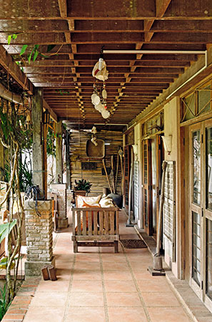 A Rustic Filipino Rest House in Tagaytay | RL