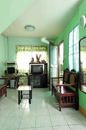 Bookfanatic89 Low Cost Simple Filipino House Interior Design