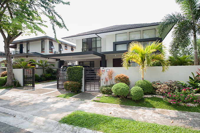 A Renovated Rest House in Sta. Rosa, Laguna | RL