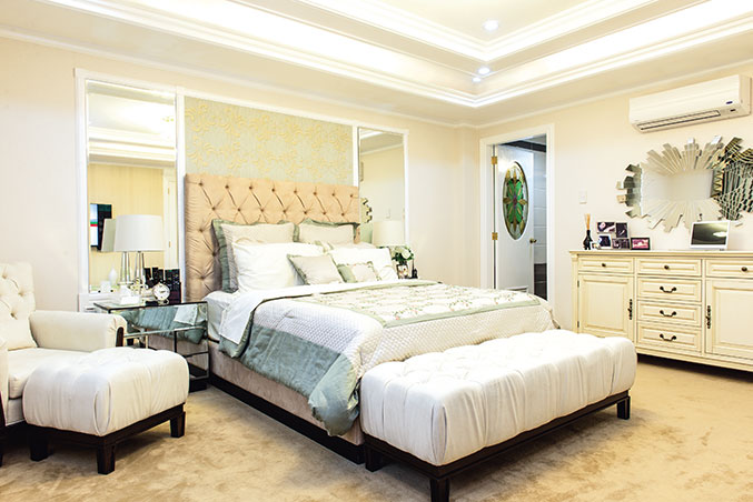 Alex and Toni Gonzaga's Classic House in Taytay, Rizal | RL