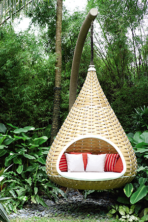 10 Things To Love About Willie Revillame's Tropical House | RL