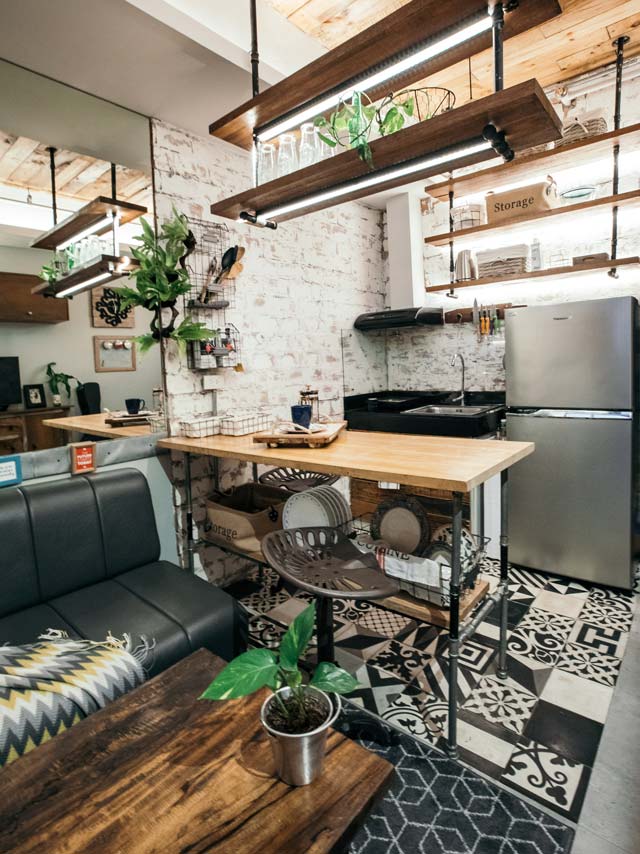 A 24sqm Rustic Industrial Studio Unit