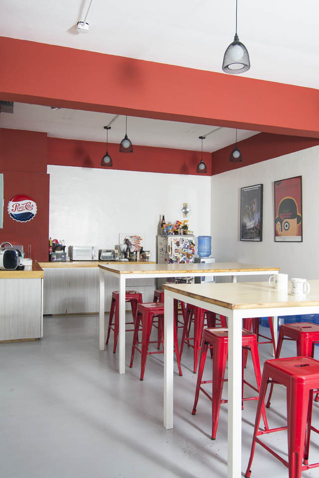 This Fun Modern Industrial Office Will Inspire You