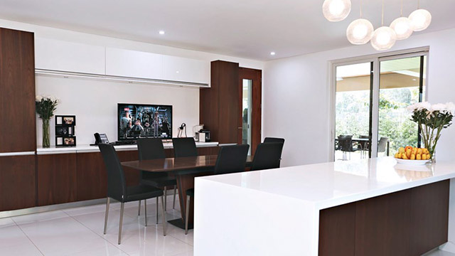 Vic Sotto and Pauleen Luna's Two-Storey House in Laguna | RL
