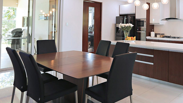 Vic Sotto and Pauleen Luna's Two-Storey House in Laguna | RL