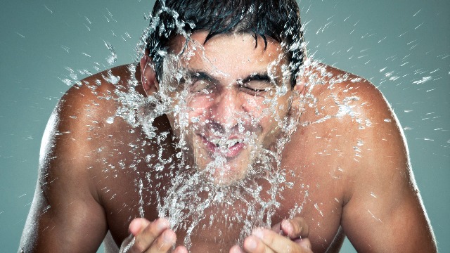 5 Ways to Avoid Having an Oily Face