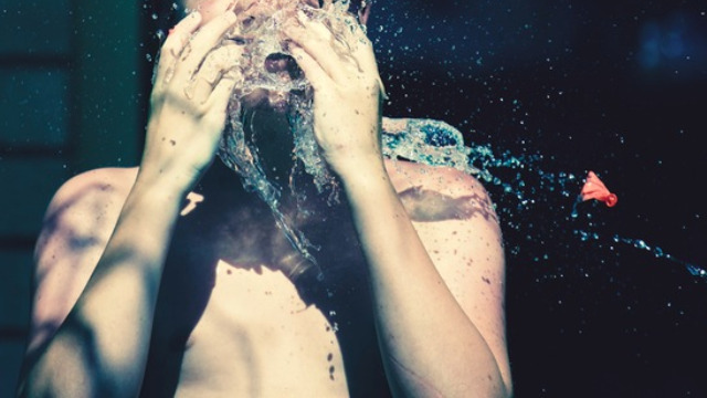 4 Signs You Might Be Washing Your Face Wrong