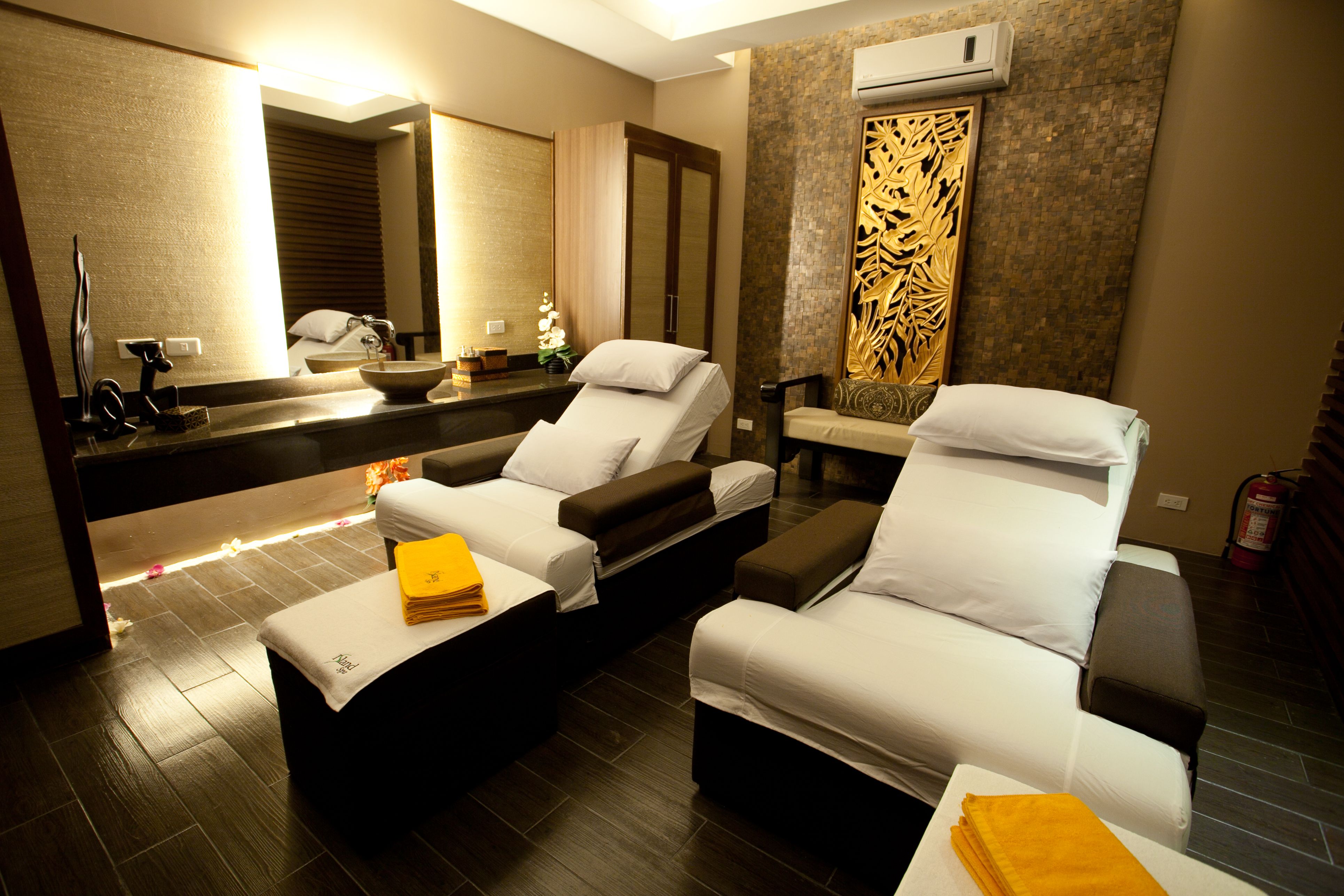 A Hip, Urban Staycation at Resorts World Manila!