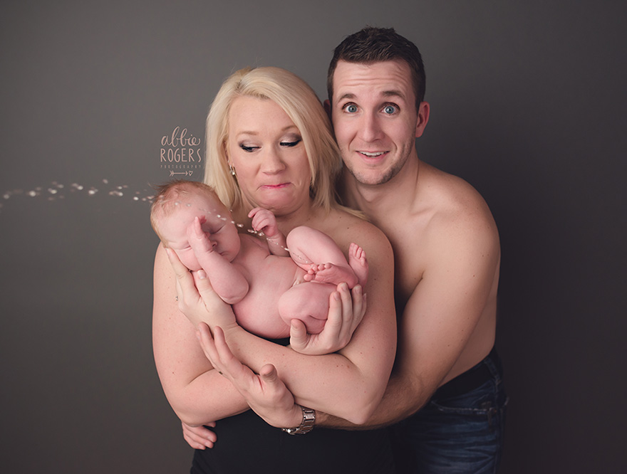 Baby Had a Hysterical Surprise During Family Photo Shoot.