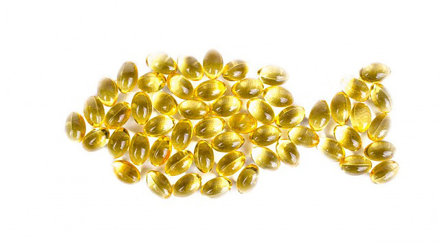 Getting Rounder In Your Middle Age? Fish Oil Might Help, Says Study